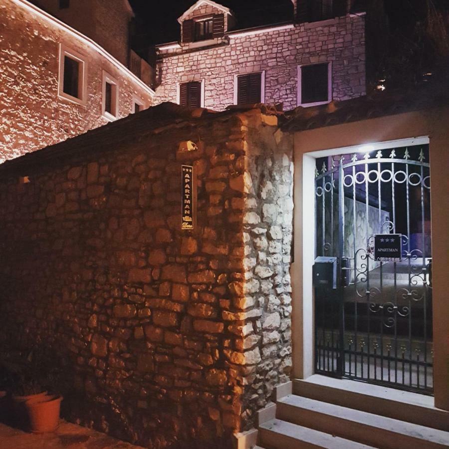 Vila Dora Supetar Exterior foto