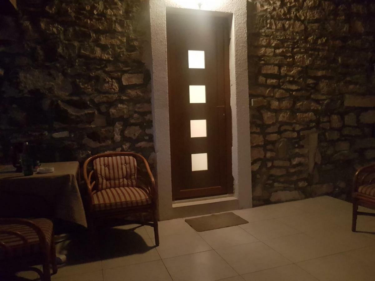 Vila Dora Supetar Exterior foto